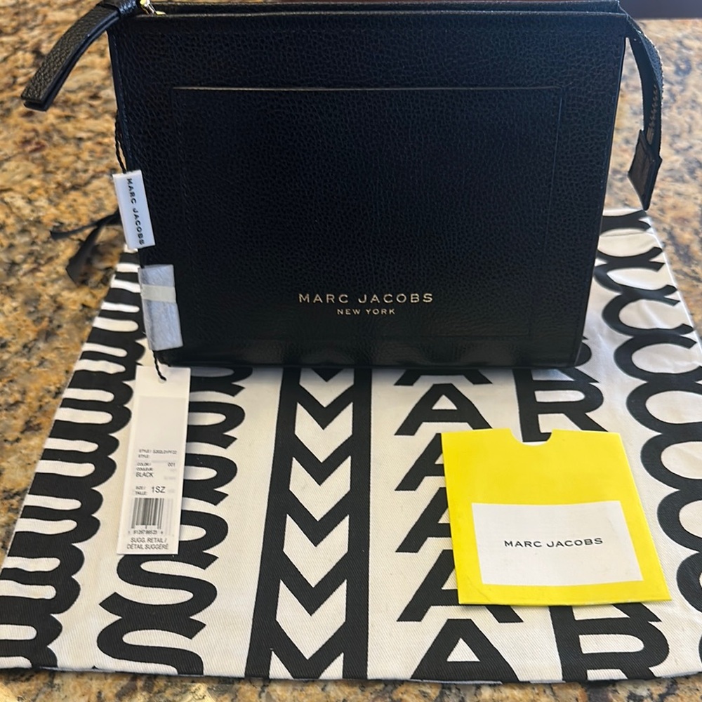 Marc Jacobs ❤️The Grind Leather Cosmetic Bag-NWT - Picture 4 of 13